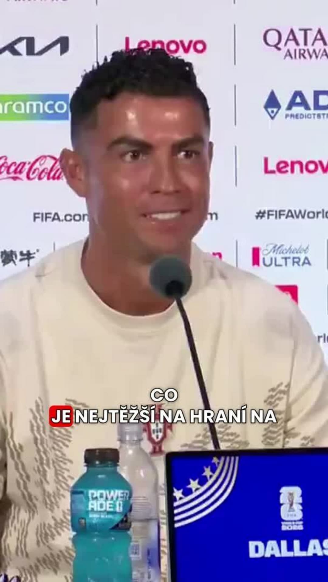 Ronaldo si na tiskovce rýpnul do novináře