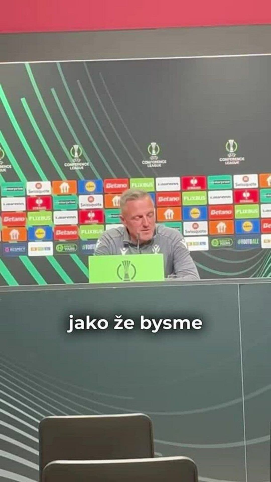 Trenér Jablonce Luboš Kozel před utkáním ve Freiburgu