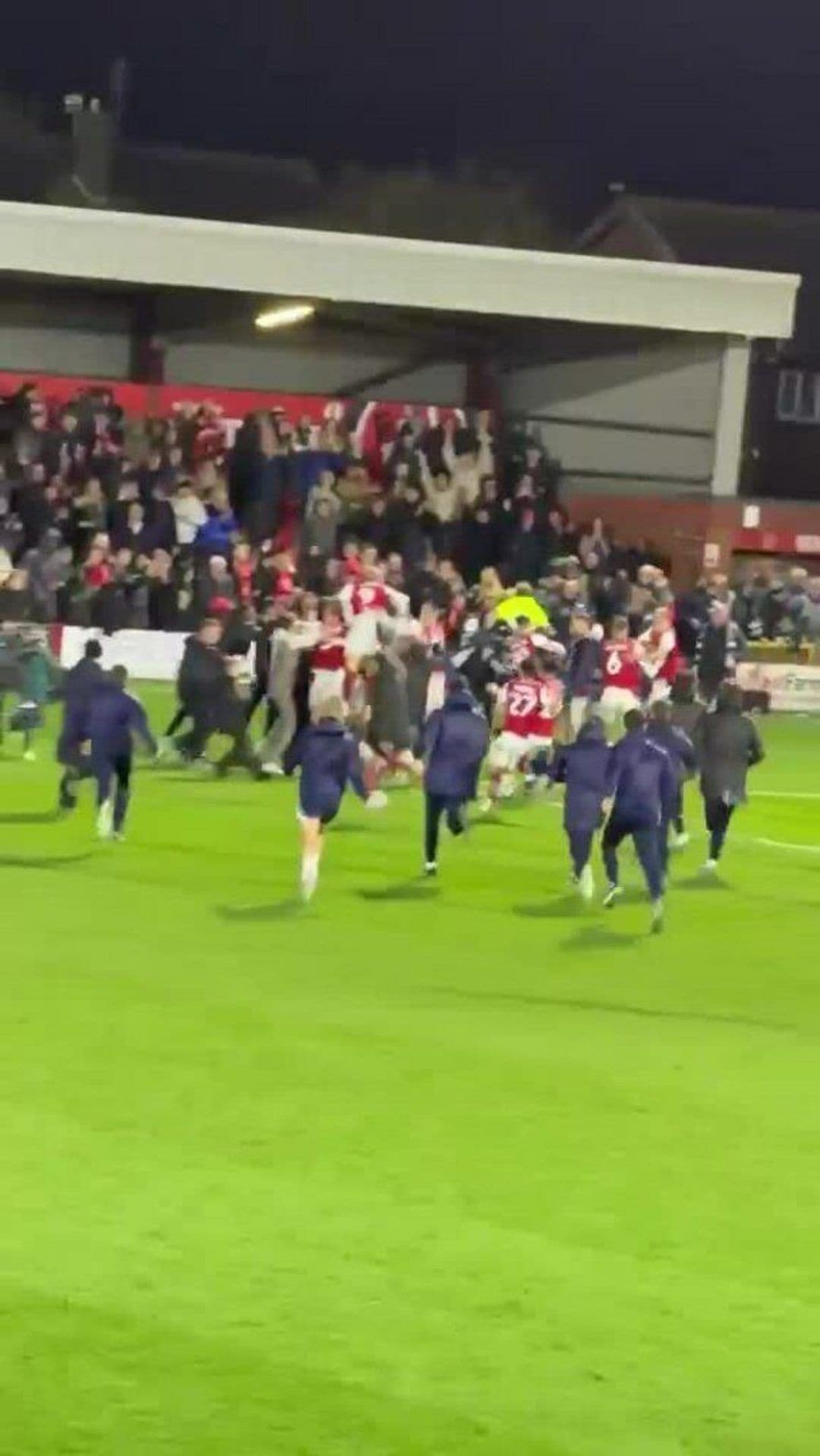 Fleetwood Town ze čtvrté ligy senzačně vyřadil z EFL Cupu Arsenal